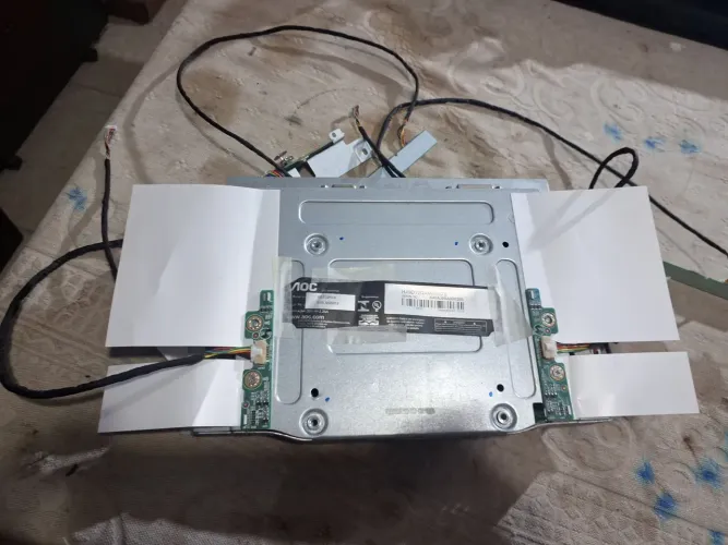 placa de monito tela curva aoc ag322fcx