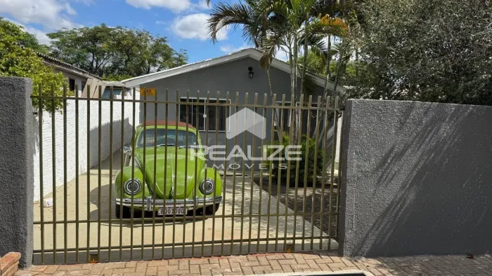 Casa à venda no Jardim Belvedere com 2 quartos