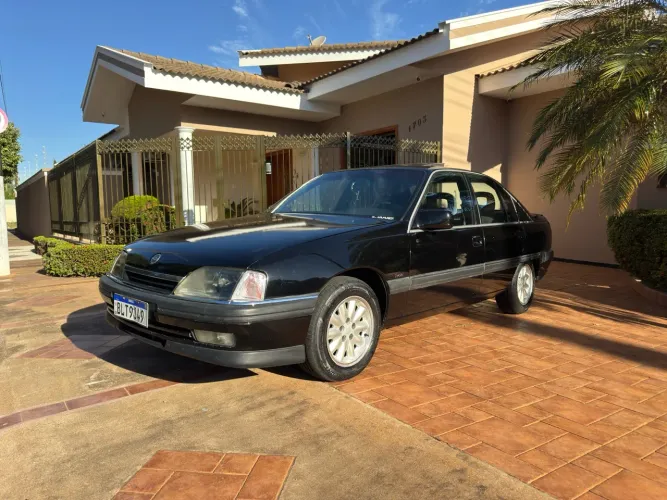 Chevrolet Omega GLS 2.2 / 2.0 (álcool) 1994