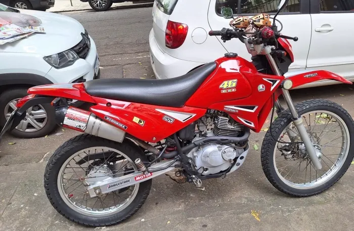 Moto Trail Sundown STX 200cc oportunidade única! Linda! Barato!!