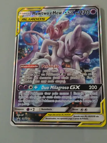 Carta pokemon mewtwo e meu GX aliados