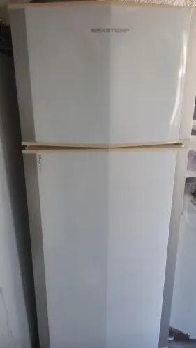 Jeladeira Electrolux fosfri 400 litros 