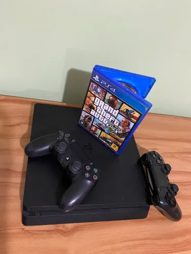 Ps4 slim 