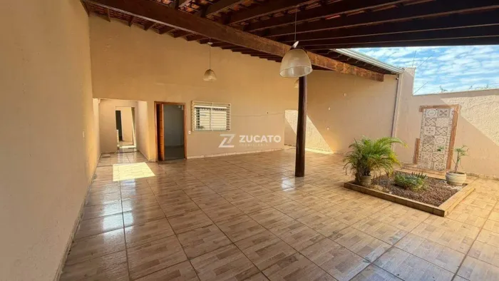 Casa para Aluguel em Uberaba-MG (Cidade Nova) | 2 Quartos | 2 Vagas