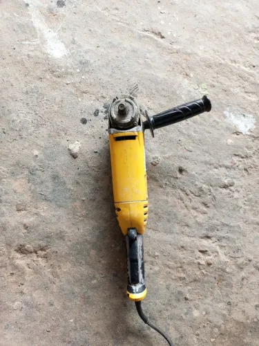 Politriz pra polimento de automóveis 