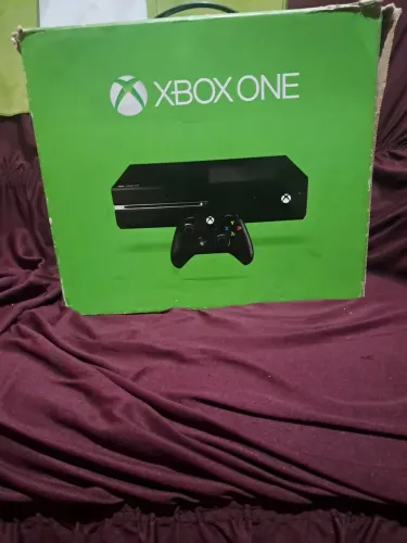 Xbox One Fat Preto - Completo e Original