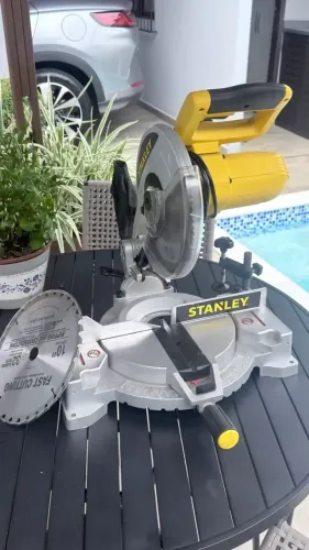 esquadrejadeira stanley