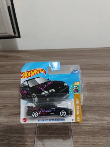 HotWheels Skyline GT-R BCNR33