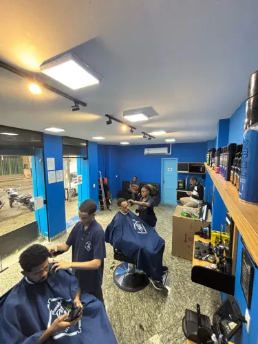 VAGA - BARBEIRO - PROFISSIONAL