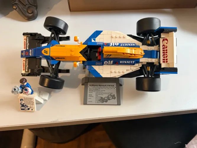 Lego Icons 10353 - Nigel Mansell - usado