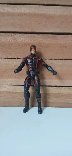 Boneco ciclope X men marvel legends 15 cm