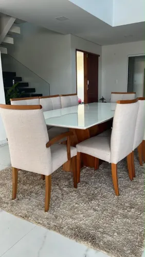 Mesa perfeita de oito lugares estado de nova , somente a mostra nunca utilizada