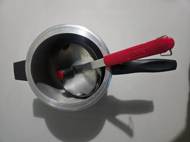 Vendo panela de pressão Clock 4,5 Litros: