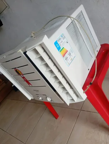 Ar condicionado 10.000 BTUs 