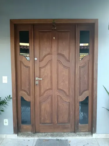 vende-se porta 