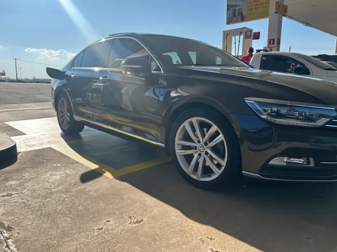 Volkswagen Passat Highline 2.0 TSI 220cv Tip. 2019