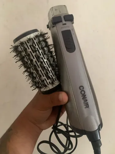 Secador + escova