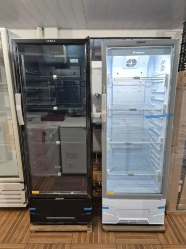 Expositores Novos e Seminovos para frios e refrigerantes