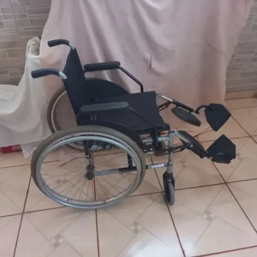 Cadeira de Roda de Aluminio. Pagamento parcelado