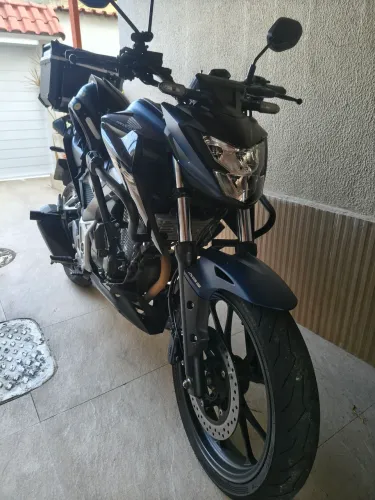 CB 300f com ABS com somente 8400km