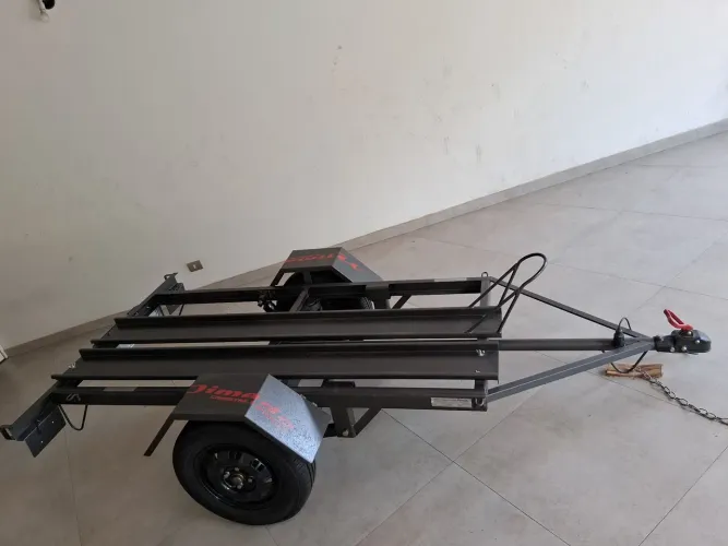 Carretinha Reboque par uma Moto