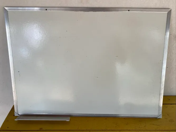 Vendo quadro branco