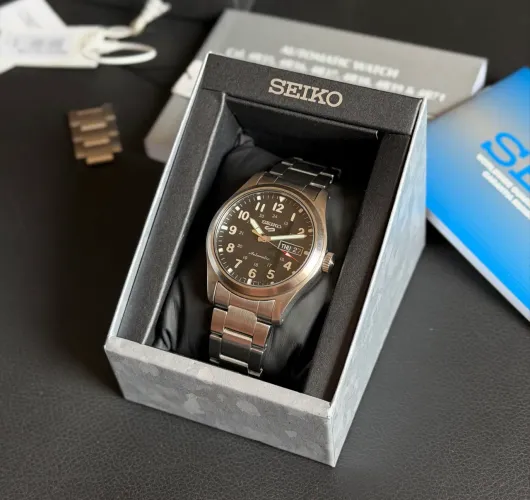 Relógio Seiko 5 Sports Field