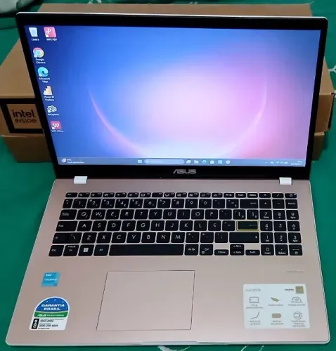 Notebook ASUS rosa- NOVO