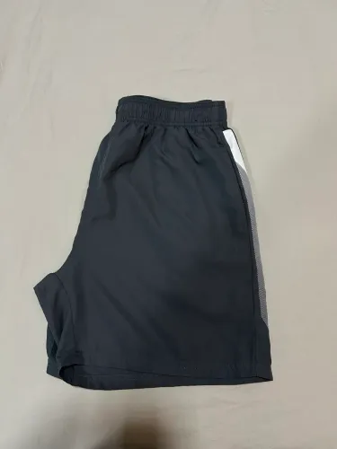 Short Novo 45$