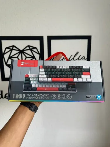Teclado Gamer mecânico Rgb - Jogue sem delay!