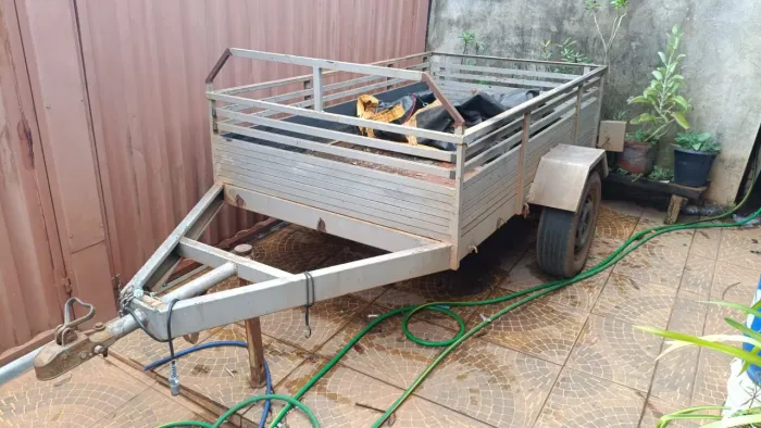 Vende se carretinha reforçada