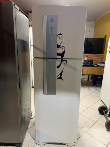 Geladeira Electrolux Frost Free 382L
