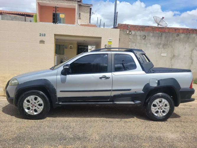 Fiat Strada Adventure1.8/ 1.8 Locker Flex CD 2011