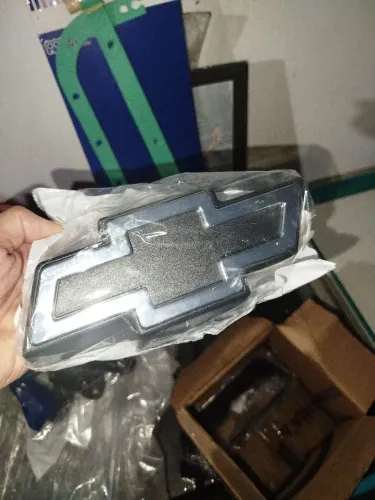 Emblema Grade Dianteira S10 Blazer 1995 1996 1997 1998