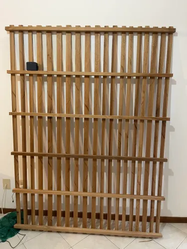 Estrado de madeira para cama de casal
