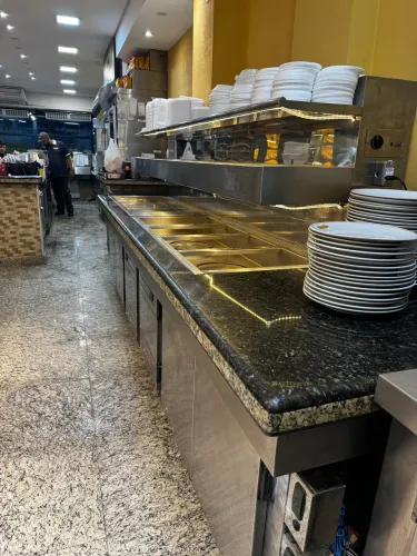 Bancada para restaurante fria e quente com pedra de marmore 