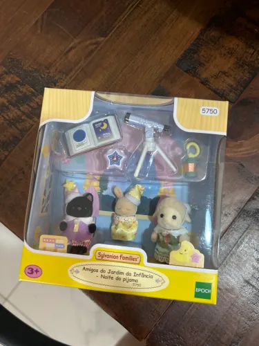 sylvanian families - amigos do jardim de infancia - noite do pijama