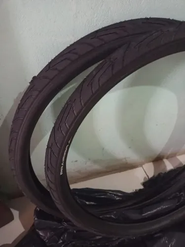 Pneus praieiro Levorin aro 26x1.95 novíssimos, nunca usados.