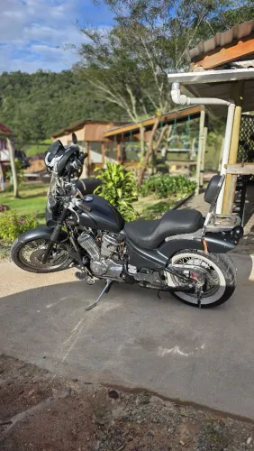 Vendo Shadow 600 ano 2002 