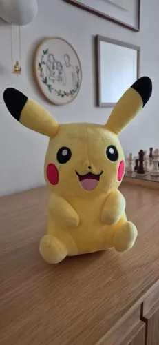Pelúcia Pikachu