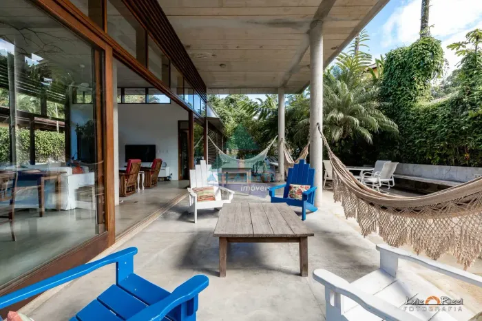 Casa com 4 quartos, Condomínio Domingas Dias, Ubatuba - R$ 4.3 mi, Cod: 2123