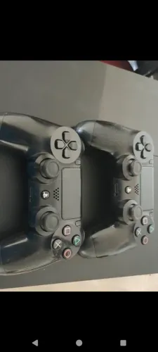 PLAYSTATION 4