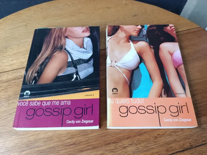 LIVROS GOSSIP GIRL V. 2 VOCÊ SABE QUE ME AMA E V3. EU QUERO TUDO. CECILY VON ZIEGESAR
