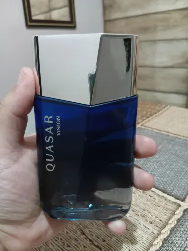 Perfume quasar quase cheio