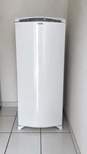 Geladeira Frost Free Usada bem conservada