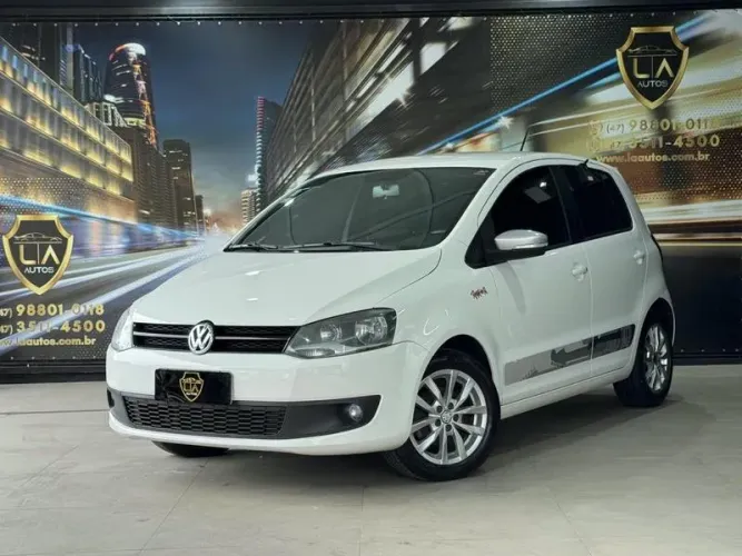 Volkswagen Fox Rock IN RIO 1.6 MI Total Flex 8V 5P 2014