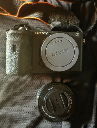 Câmera Sony A6600