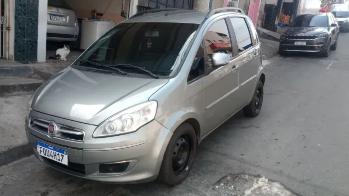 Fiat Idea Attractive 1.4 Fire Flex 8V 5P 2014