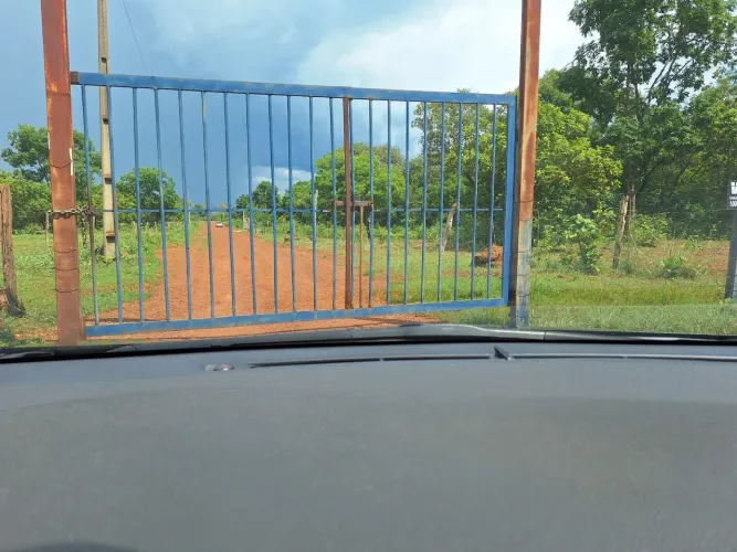 Vendo chácara em luzimangues São 1000m2 acesso para o lago zap * 