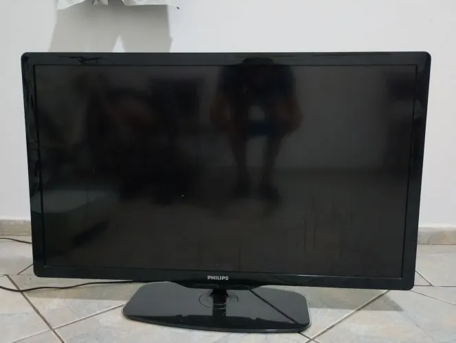 Tv Philips 40 pol. COM DEFEITO DE TELA